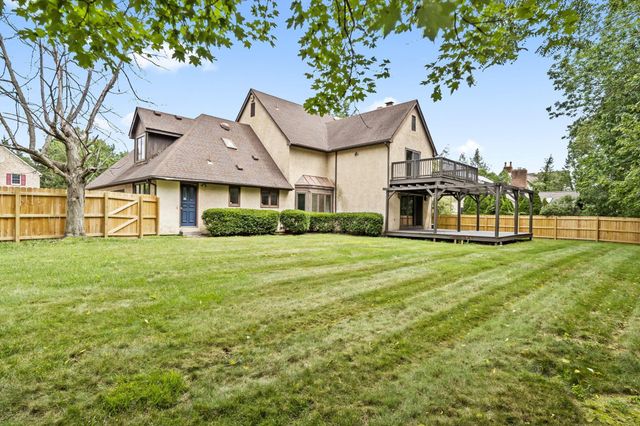 825 Bluffview Drive, Columbus, OH 43235