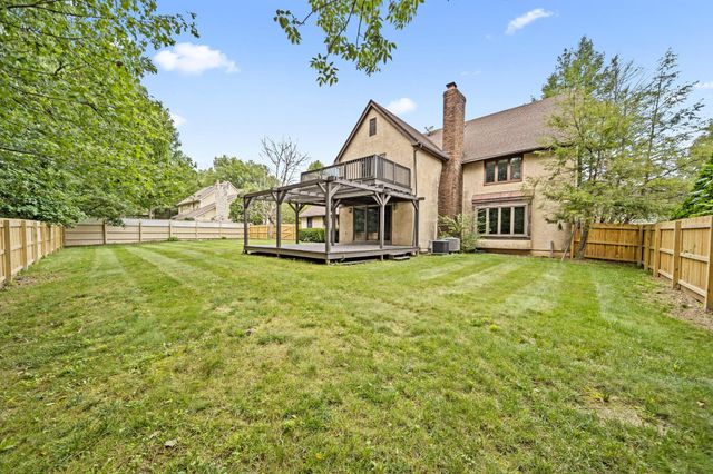825 Bluffview Drive, Columbus, OH 43235