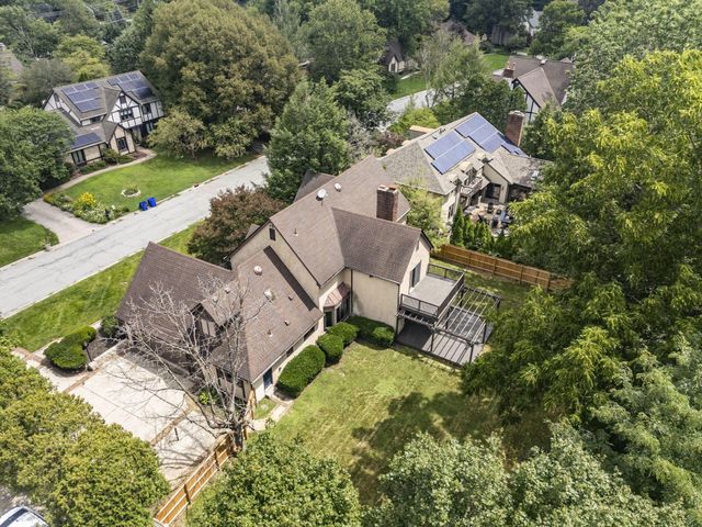 825 Bluffview Drive, Columbus, OH 43235