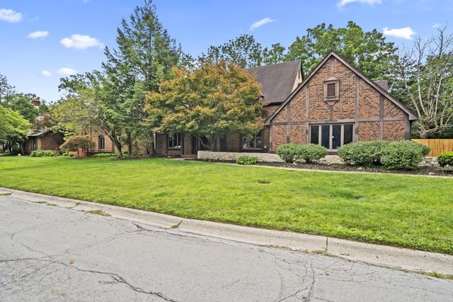 825 Bluffview Drive, Columbus, OH 43235