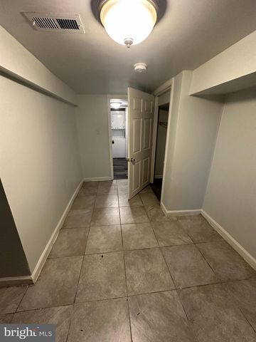 3337 CLAY ST NE, Washington, DC 20019