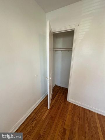 3337 CLAY ST NE, Washington, DC 20019