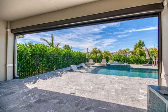 1345 Bushel Creek Crossing, Loxahatchee, FL 33470