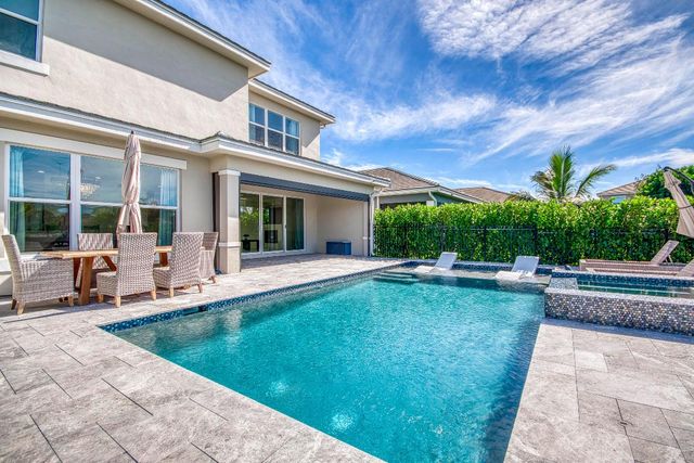 1345 Bushel Creek Crossing, Loxahatchee, FL 33470