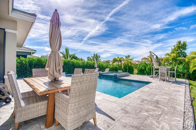 1345 Bushel Creek Crossing, Loxahatchee, FL 33470