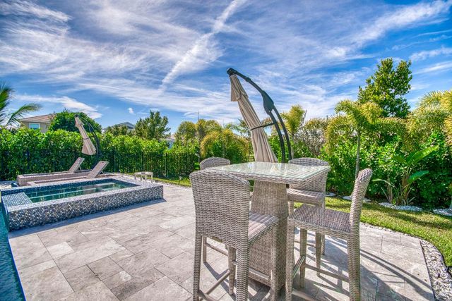 1345 Bushel Creek Crossing, Loxahatchee, FL 33470