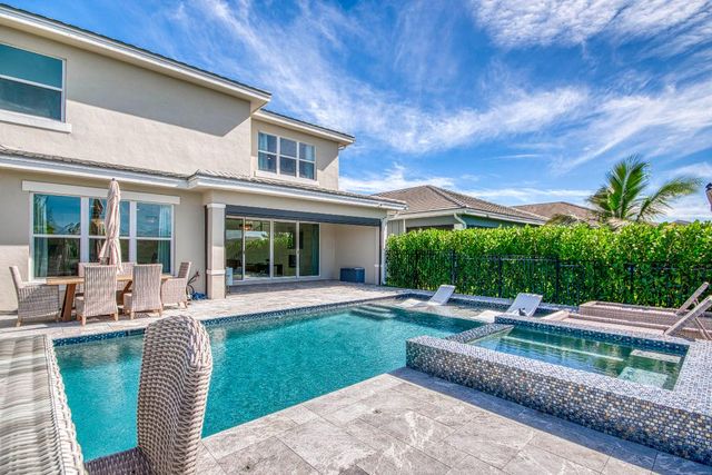 1345 Bushel Creek Crossing, Loxahatchee, FL 33470