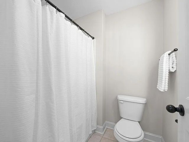 709 Valencia Dr, Clarksville, TN 37043