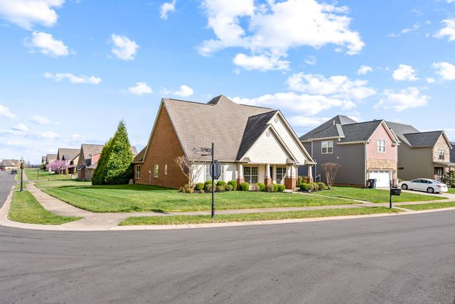 1150 N Ja Tate Drive, Clarksville, TN 37043
