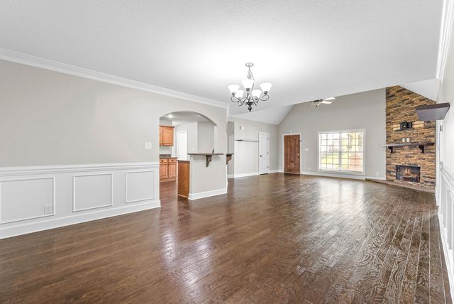 1150 N Ja Tate Drive, Clarksville, TN 37043