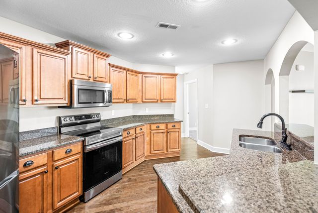 1150 N Ja Tate Drive, Clarksville, TN 37043