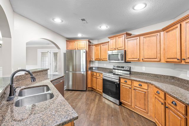 1150 N Ja Tate Drive, Clarksville, TN 37043