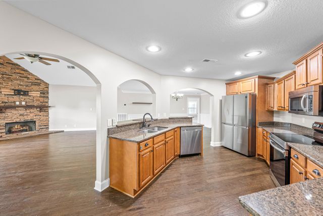 1150 N Ja Tate Drive, Clarksville, TN 37043