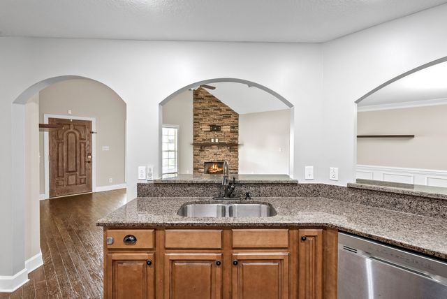 1150 N Ja Tate Drive, Clarksville, TN 37043