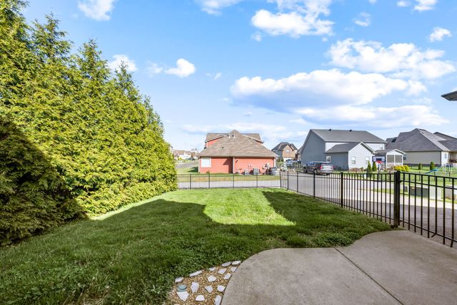 1150 N Ja Tate Drive, Clarksville, TN 37043
