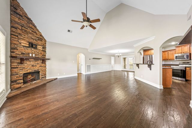 1150 N Ja Tate Drive, Clarksville, TN 37043