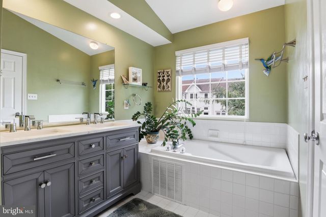3903 ELBERT AVE, Alexandria, VA 22305