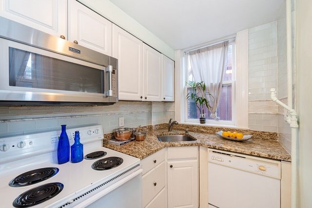 405 Commonwealth Ave 2, Boston, MA 02215
