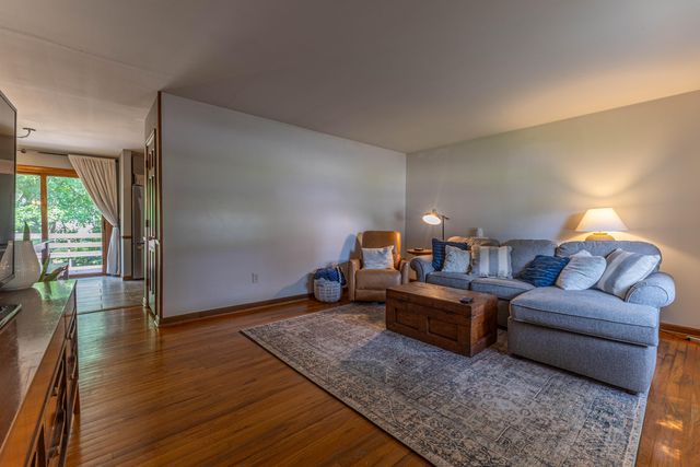 3312 LYNNWOOD DR, Columbia, MO 65203