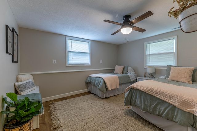 3312 LYNNWOOD DR, Columbia, MO 65203