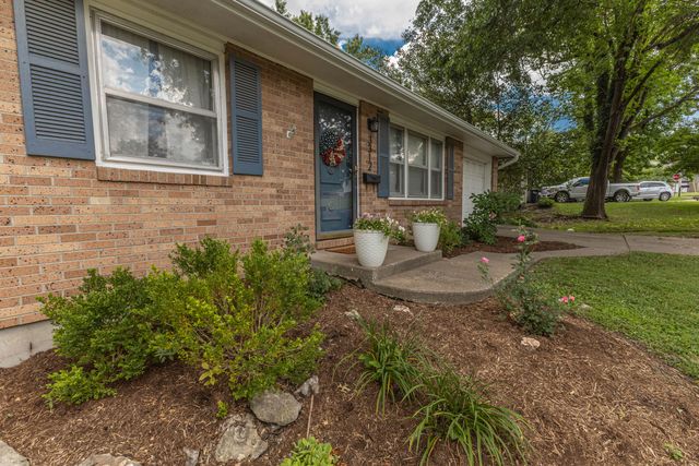 3312 LYNNWOOD DR, Columbia, MO 65203