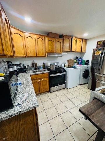 1335 Olive Avenue, Sanger, CA 93657