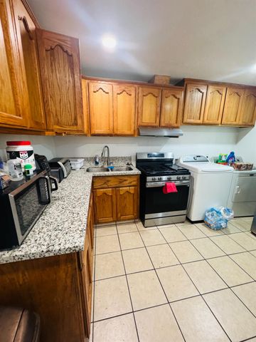 1335 Olive Avenue, Sanger, CA 93657