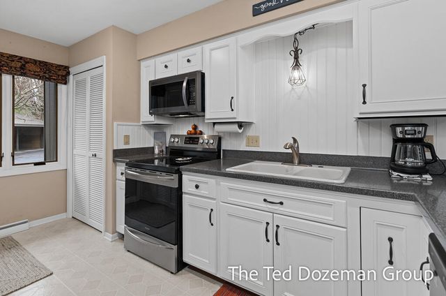 845 Brook Village Court, Holland, MI 49423