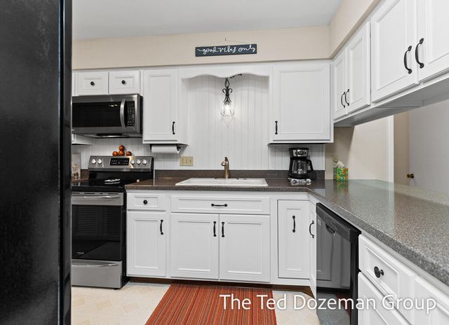 845 Brook Village Court, Holland, MI 49423