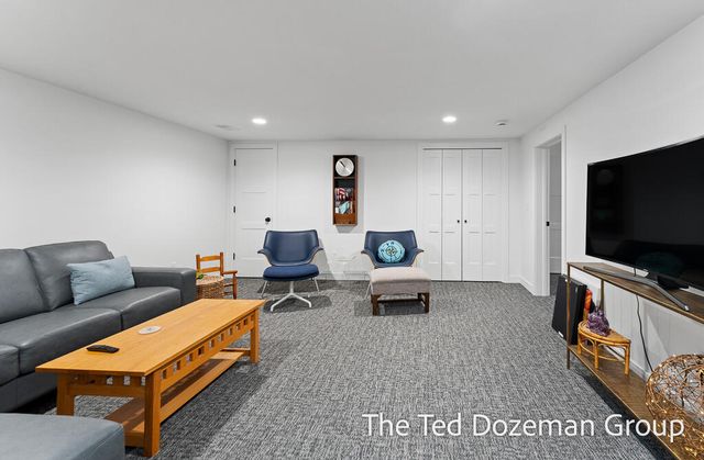 845 Brook Village Court, Holland, MI 49423