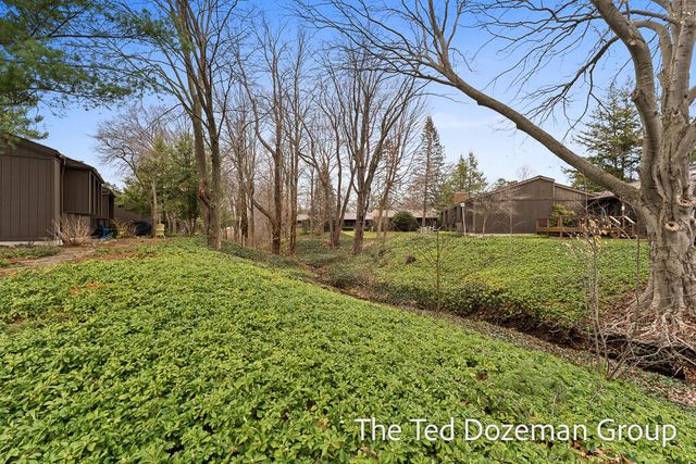 845 Brook Village Court, Holland, MI 49423