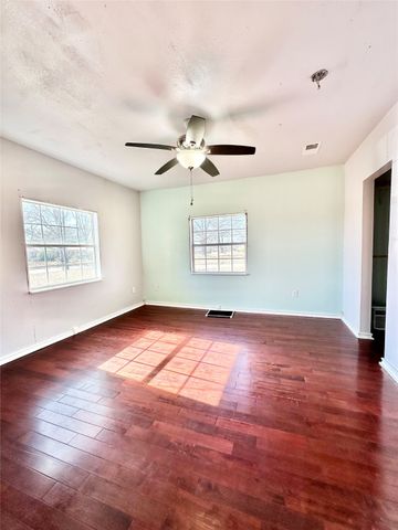 1201 College Street, Sulphur Springs, TX 75482