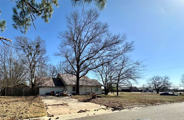 1201 College Street, Sulphur Springs, TX 75482