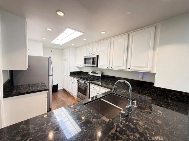 260 Cagney Lane 317, Newport Beach, CA 92663