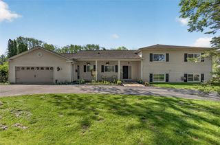 41 Country Club Drive, Pittsford, NY 14618