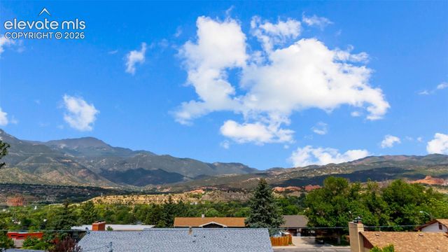 626 Pioneer Lane, Colorado Springs, CO 80904