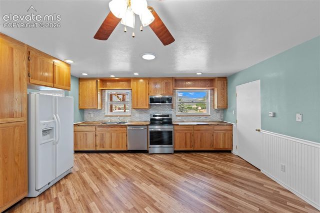626 Pioneer Lane, Colorado Springs, CO 80904