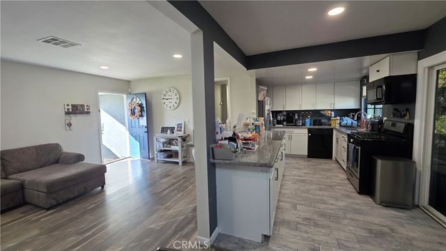 5793 Osbun, San Bernardino, CA 92404