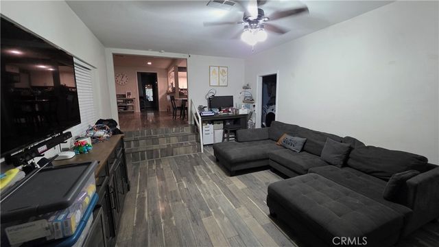 5793 Osbun, San Bernardino, CA 92404