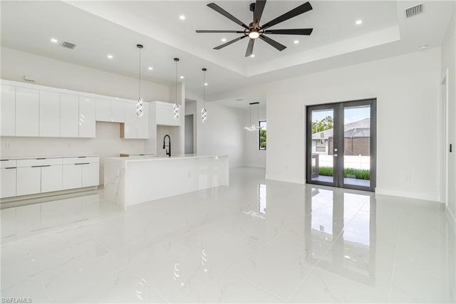 907 Sunniland BLVD, Lehigh Acres, FL 33971