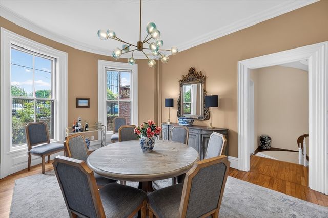 27 Mattoon Street, Springfield, MA 01105