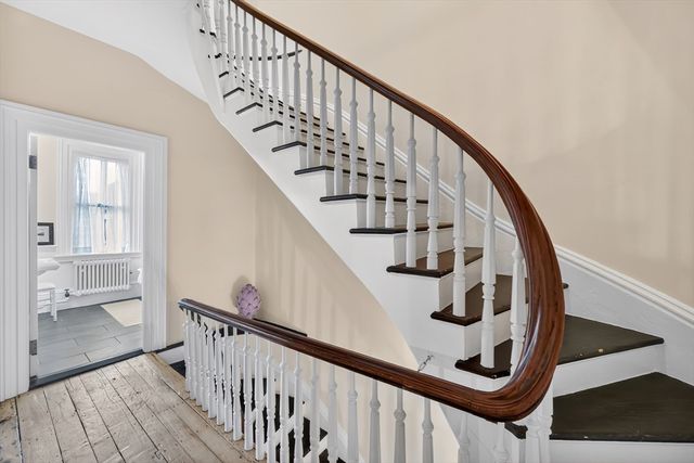 27 Mattoon Street, Springfield, MA 01105