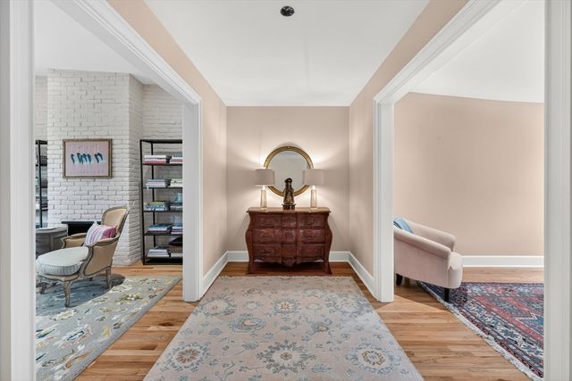 27 Mattoon Street, Springfield, MA 01105