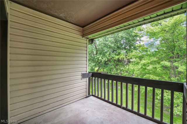 6330 Greenwood 205, Northfield, OH 44067