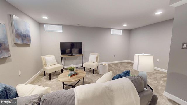 9255 RIDGEFIELD CIR, Frederick, MD 21701