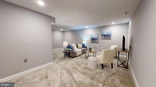 9255 RIDGEFIELD CIR, Frederick, MD 21701