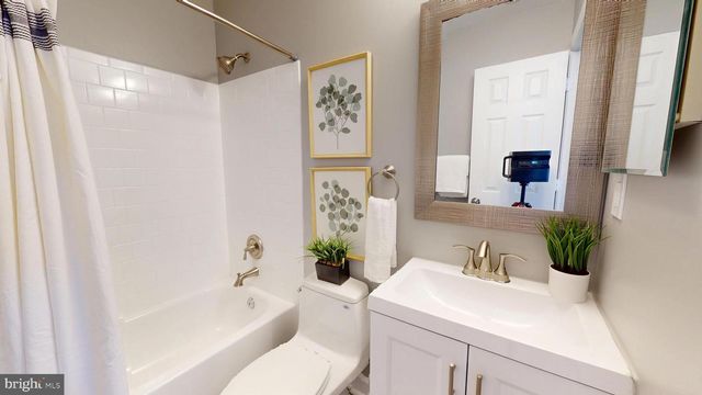 9255 RIDGEFIELD CIR, Frederick, MD 21701