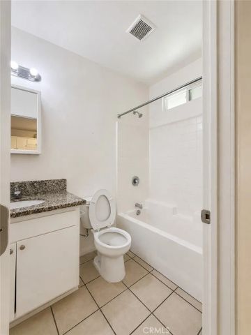 319 Hermosa Avenue 2, Long Beach, CA 90802