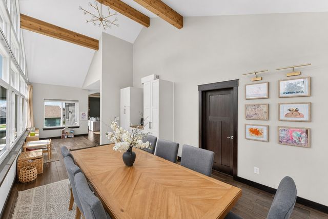 2040 Stone Creek Cir, North Liberty, IA 52317