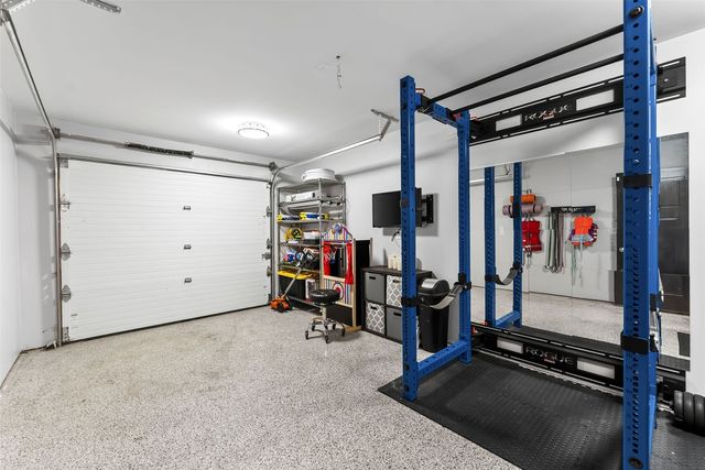 2040 Stone Creek Cir, North Liberty, IA 52317